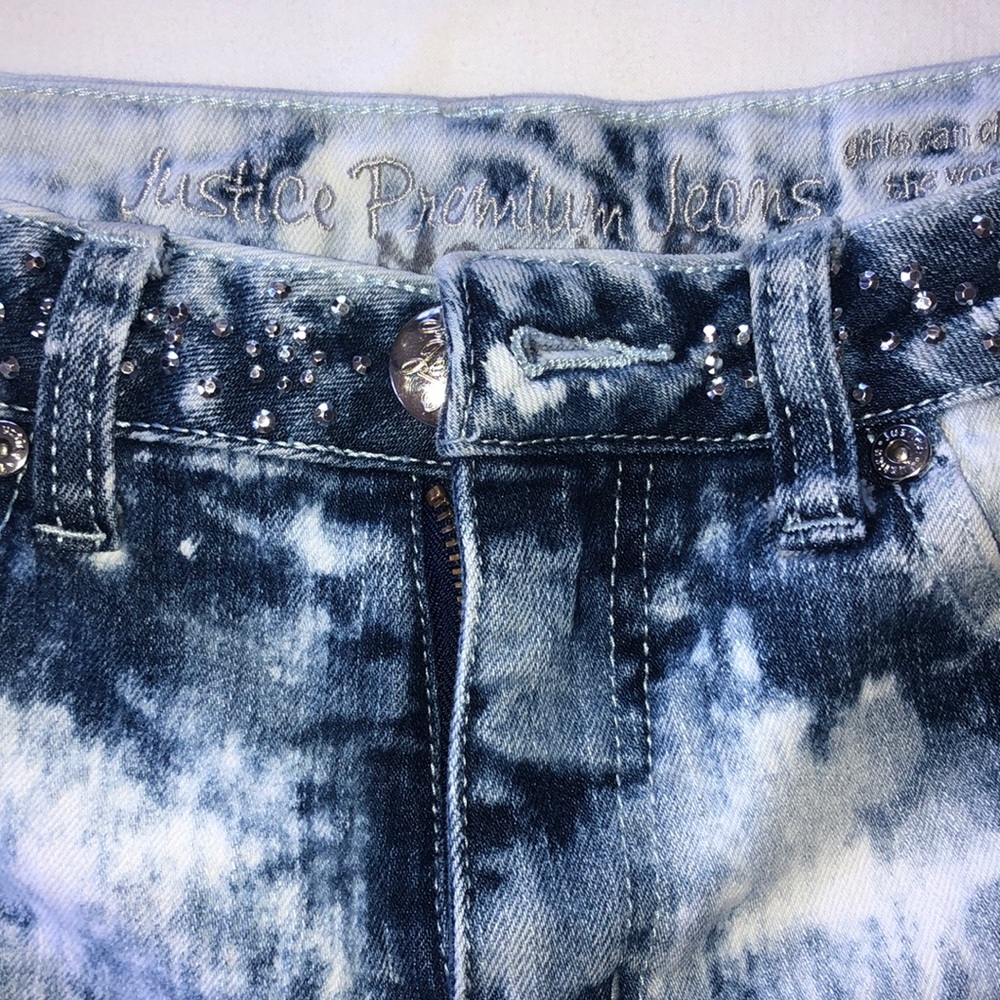 Justice premium girls denim shorts - Picture 2 of 6